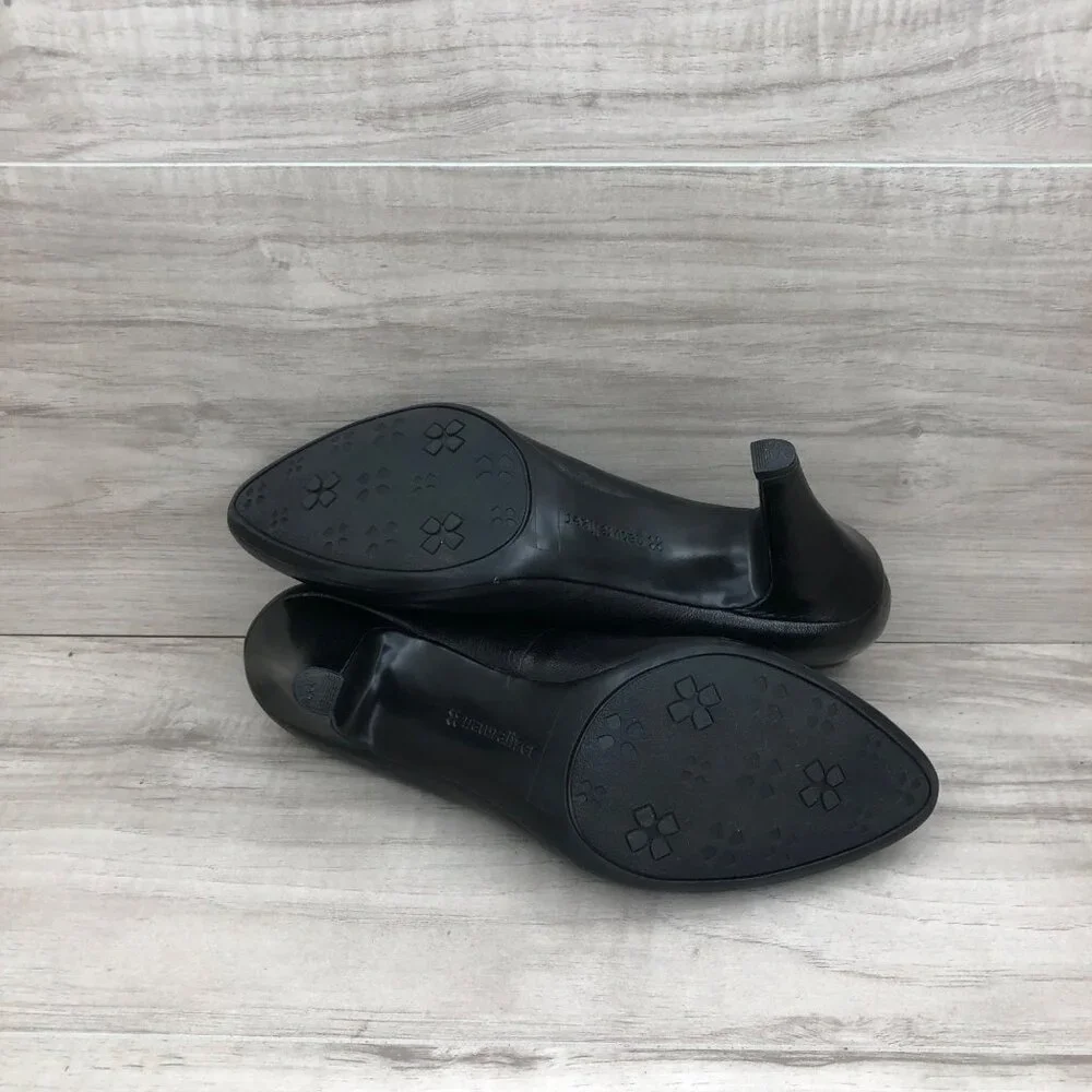 Naturalizer Heels Womens 7.5N Clava Black Leather Slip On Pump Shoes